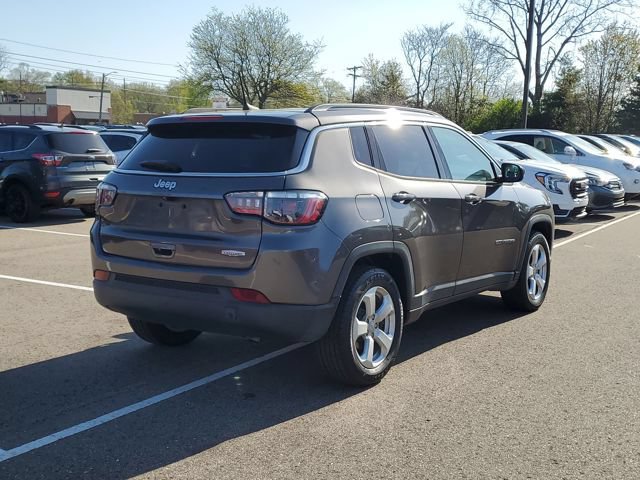Used 2021 Jeep Compass Latitude FWD image 3