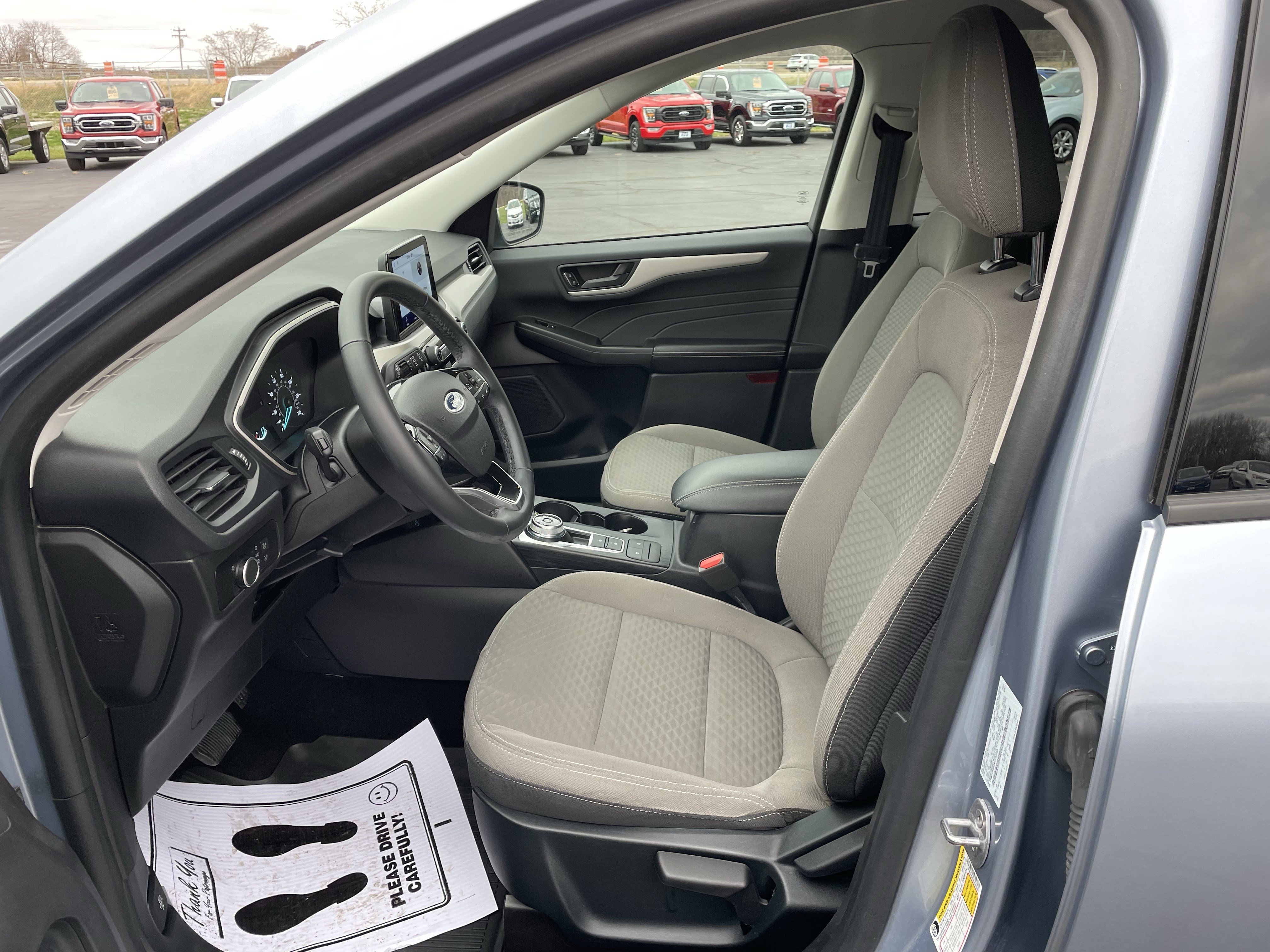 Used 2022 Ford Escape SE w/ Cold Weather Package image 13