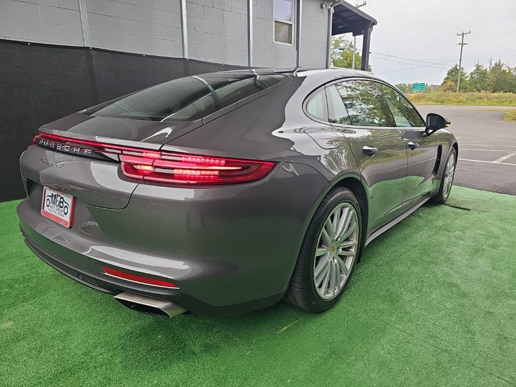 Used 2018 Porsche Panamera 4 AWD/4WD image 3