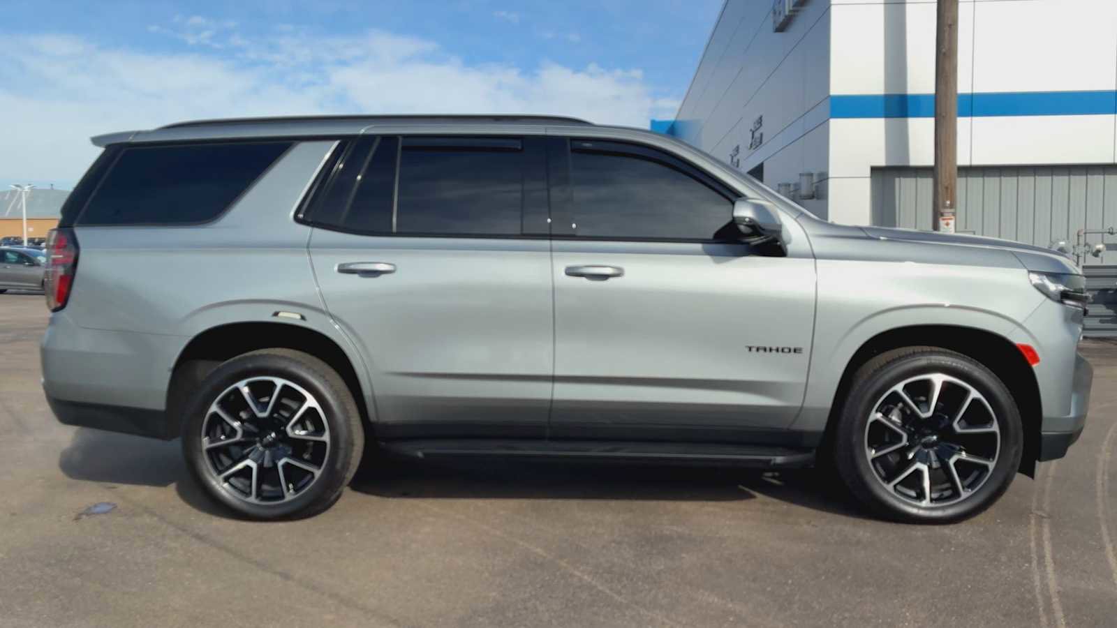 Used 2024 Chevrolet Tahoe RST w/ Luxury Package image 9