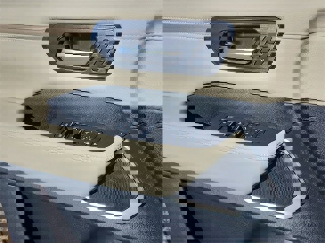 New 2025 Nissan Armada Platinum image 6