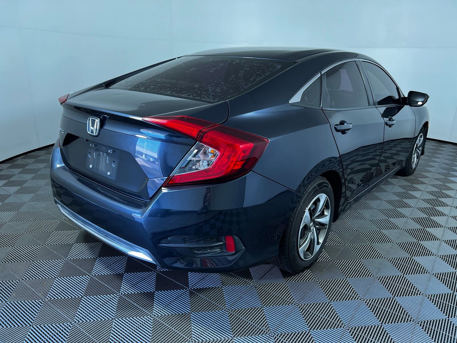 Used 2019 Honda Civic LX image 5