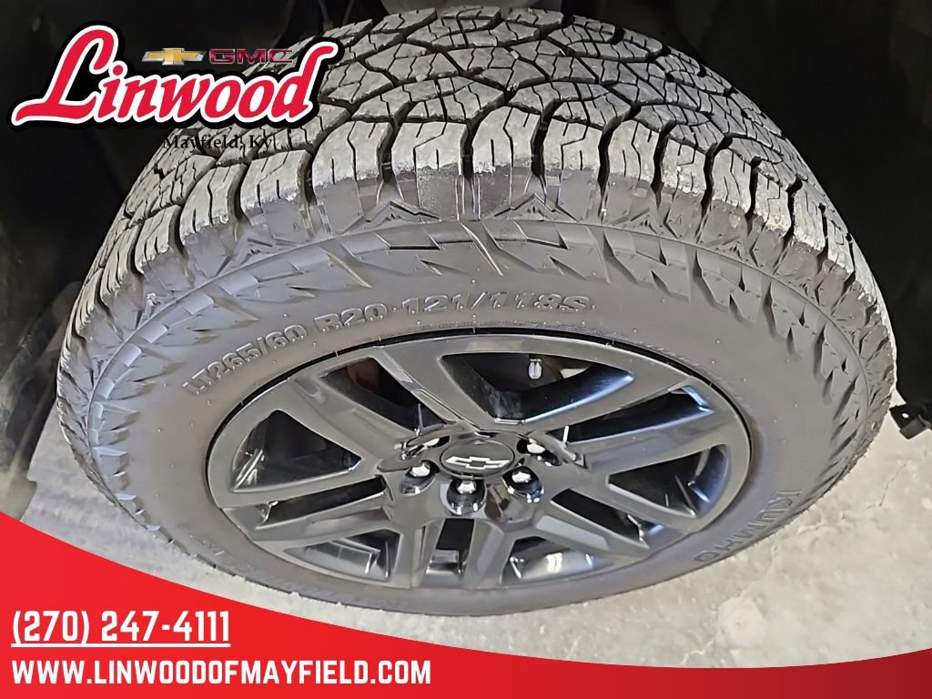 Used 2024 Chevrolet Silverado 1500 LT Trail Boss w/ Convenience Package II AWD/4WD image 9