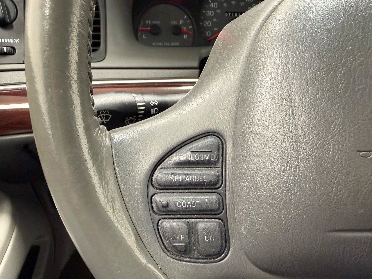 Used 2003 Mercury Grand Marquis LS RWD image 23