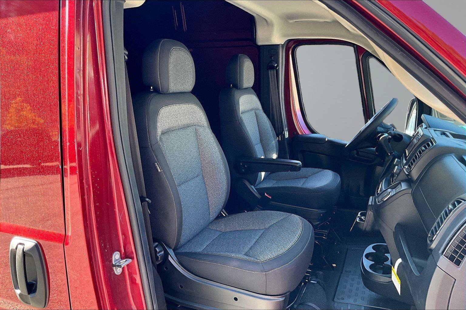New 2026 RAM ProMaster 2500 FWD image 8