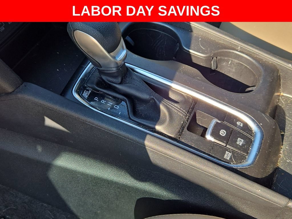 Used 2019 Hyundai Santa Fe SEL FWD image 13
