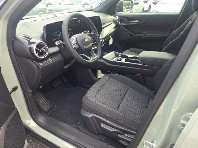 New 2026 Chevrolet Equinox LT image 11
