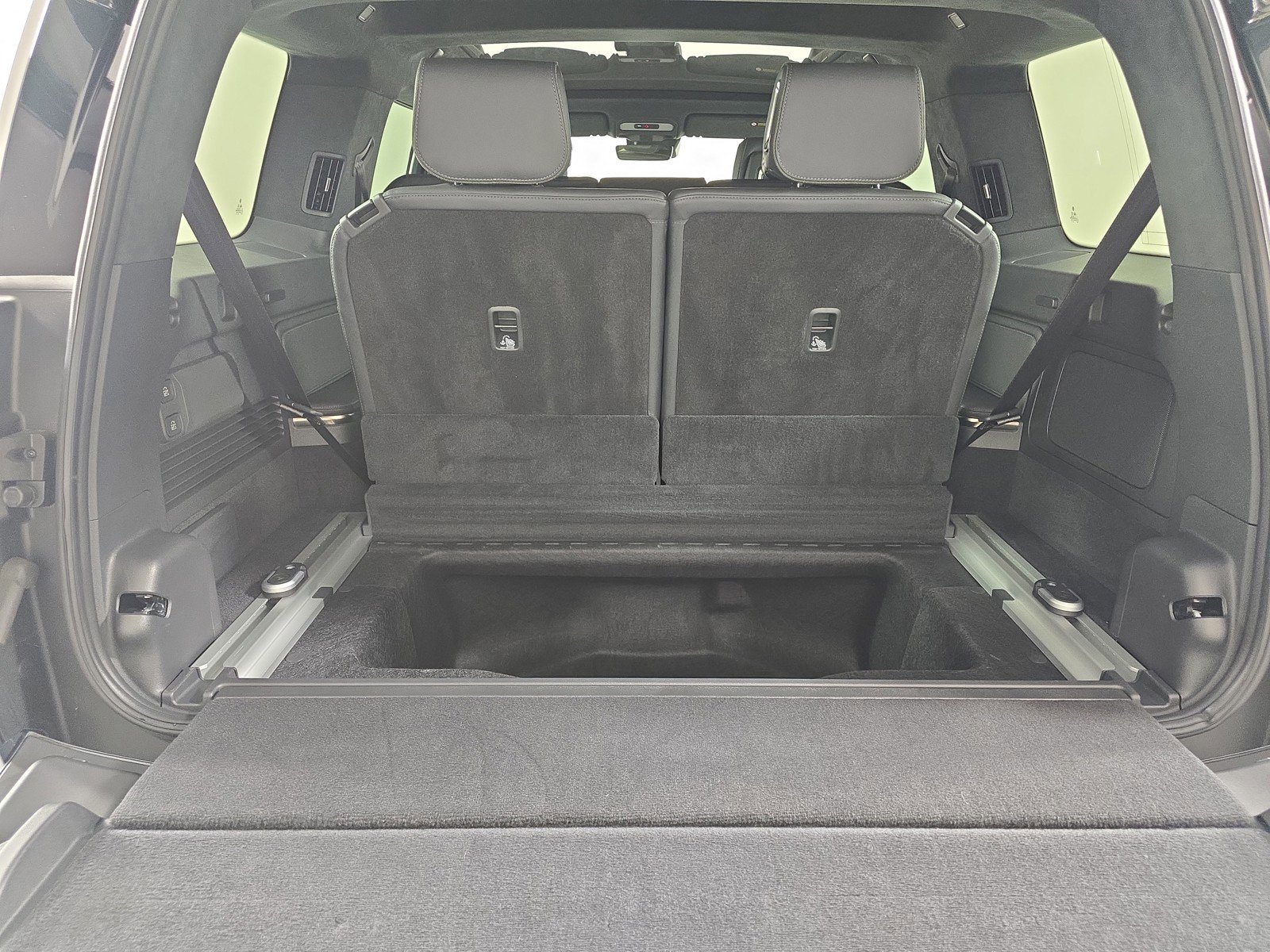 Used 2023 Rivian R1S Adventure image 26