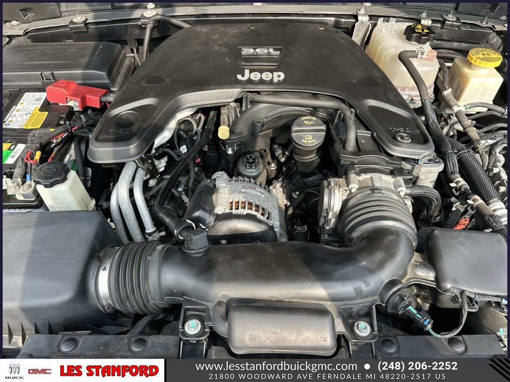 Used 2021 Jeep Gladiator Sport AWD/4WD image 12