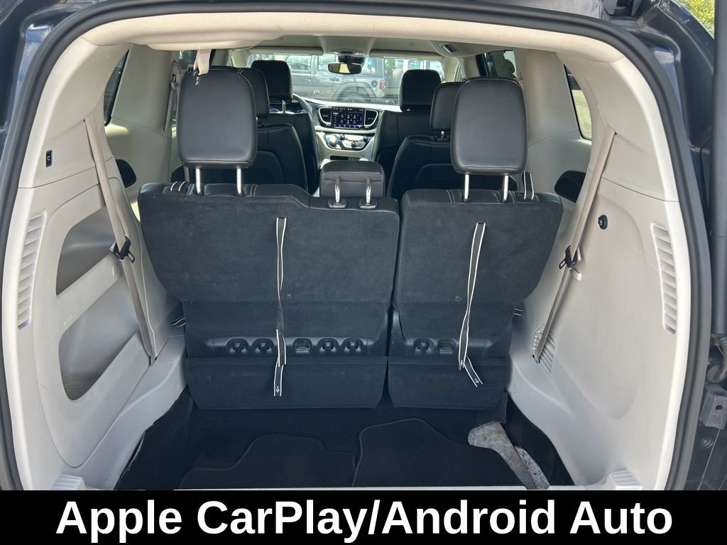 Certified 2023 Chrysler Pacifica Touring-L image 28