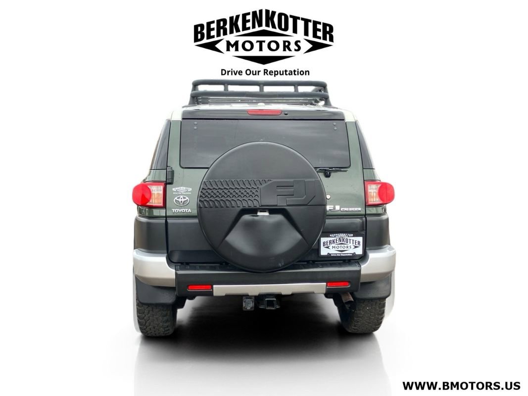 Used 2011 Toyota FJ Cruiser 4WD image 5