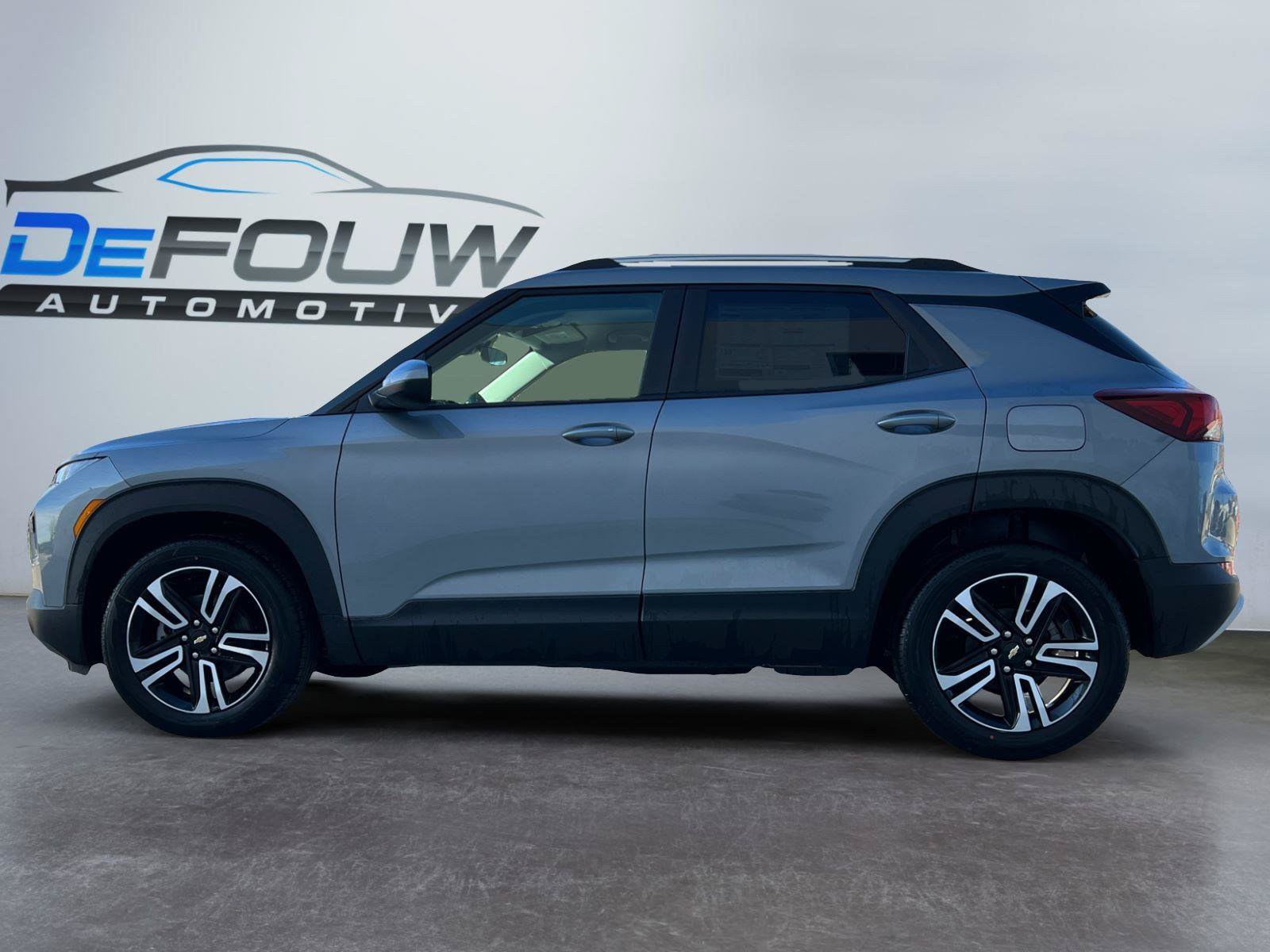 Used 2023 Chevrolet TrailBlazer LT FWD image 6