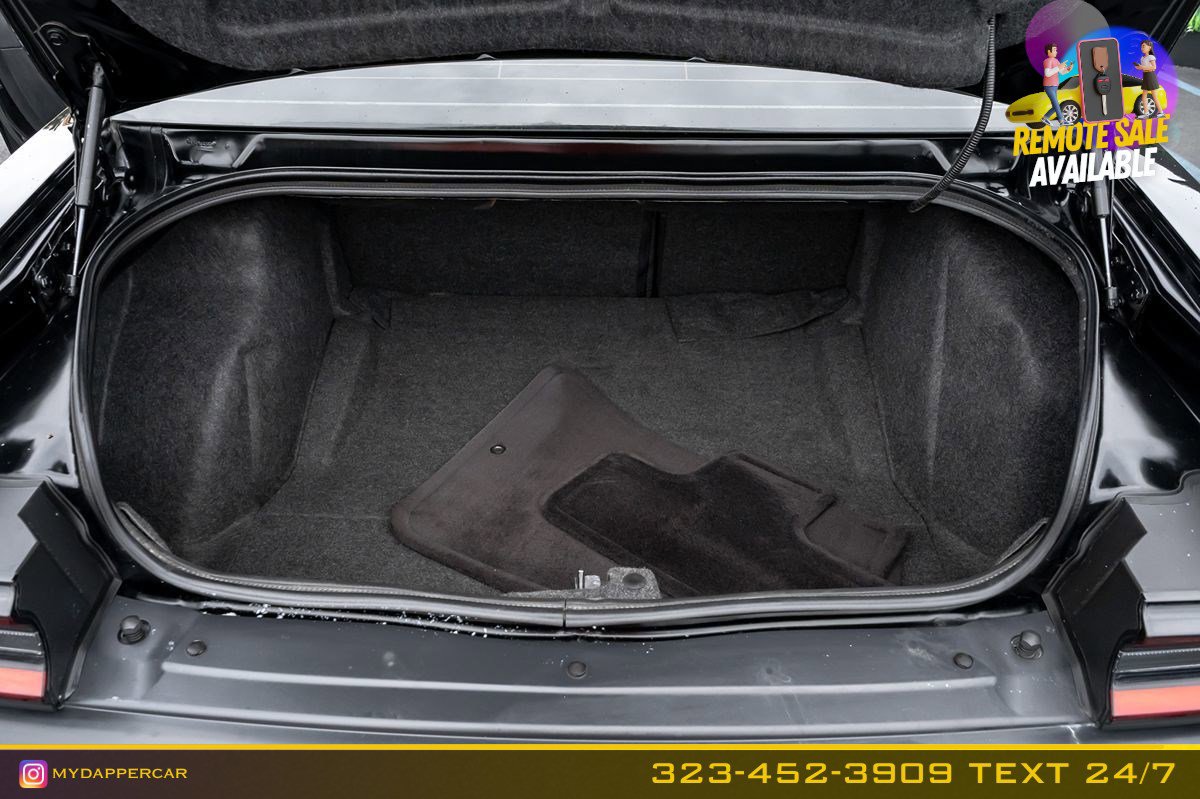 Used 2019 Dodge Challenger R/T w/ Blacktop Package image 16