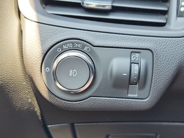 Used 2020 Buick Envision Essence FWD image 30