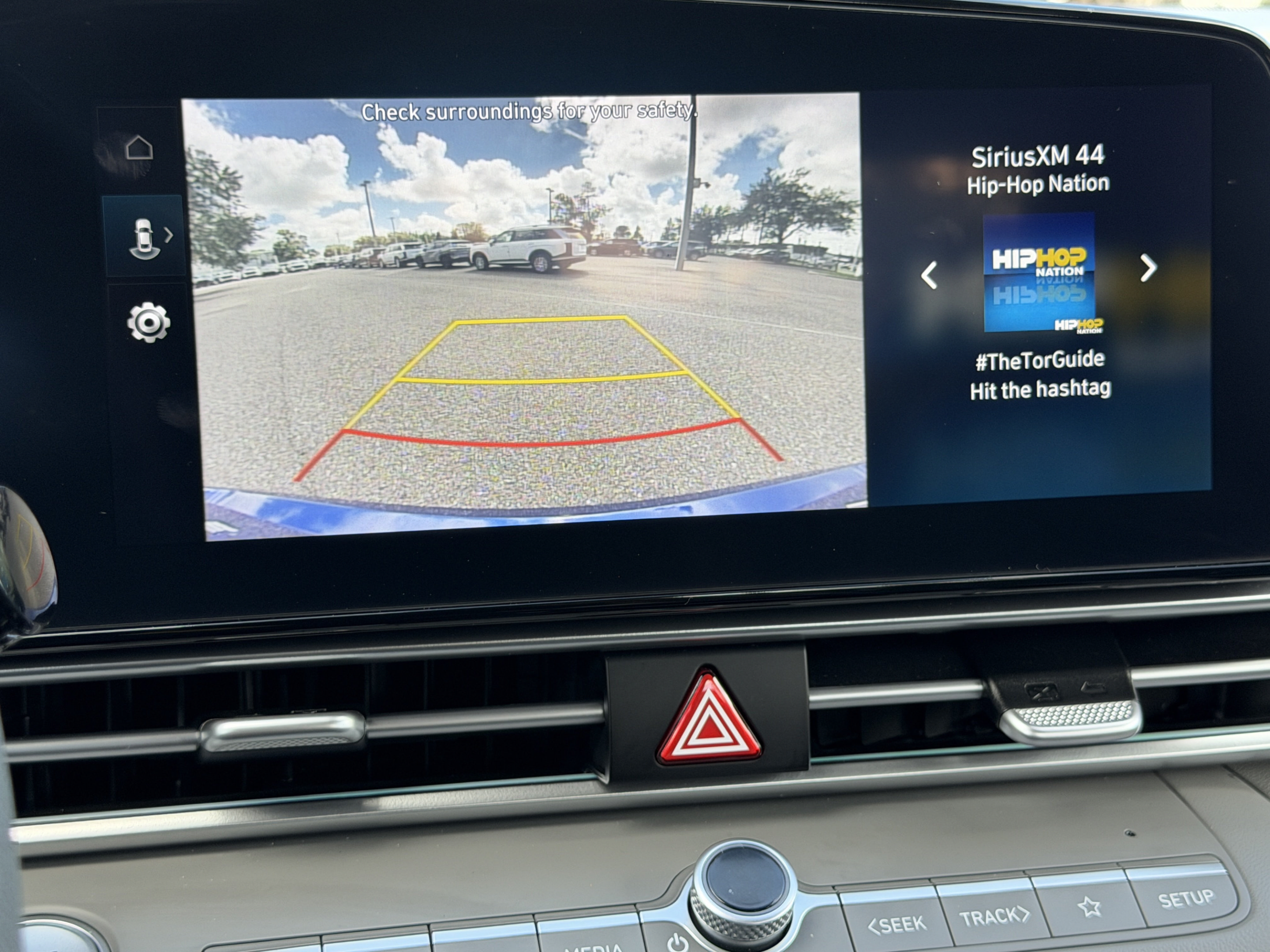 Certified 2024 Hyundai Elantra SEL FWD image 21