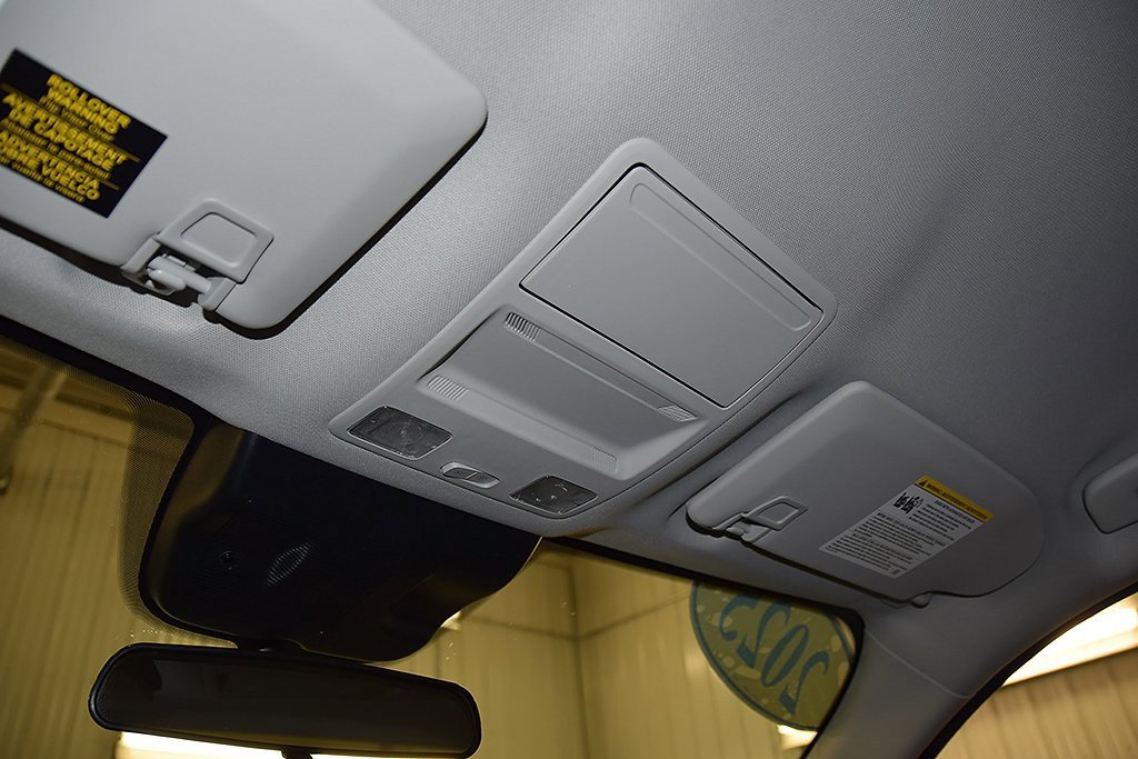 New 2025 Ford Maverick XL w/ Equipment Group 101A image 27