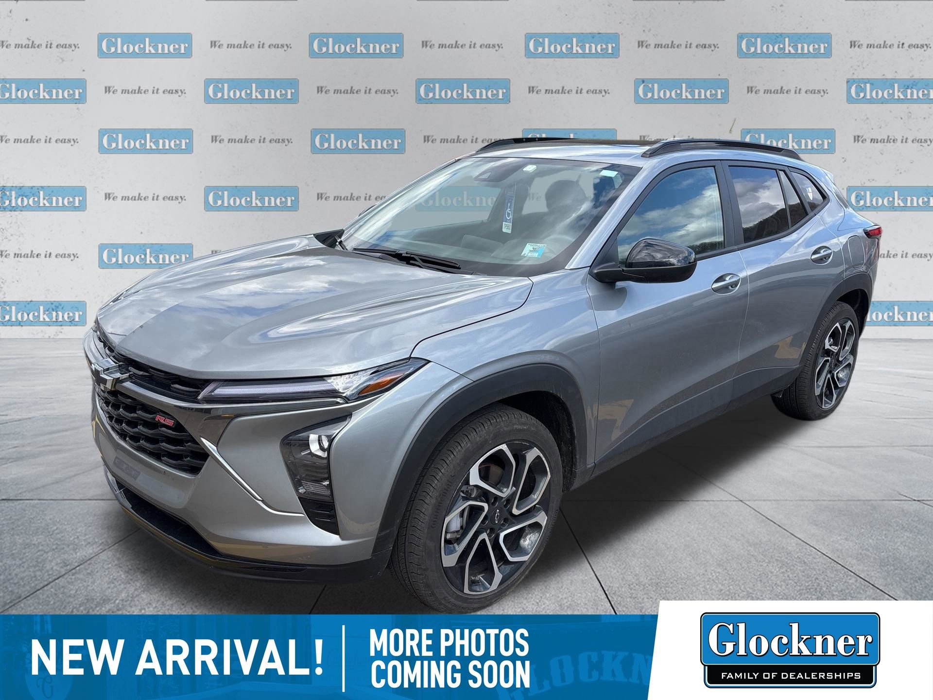 Used 2025 Chevrolet Trax RS w/ Sunroof Package image 1