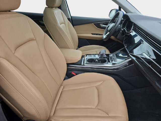 Used 2020 Audi Q7 3.0T Premium Plus AWD/4WD image 12