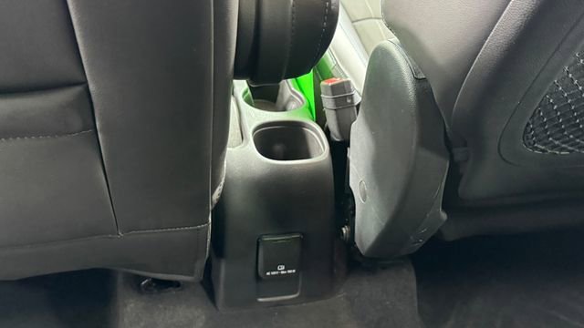 Used 2015 Chevrolet Trax LT w/ LT Sun and Sound Package image 36