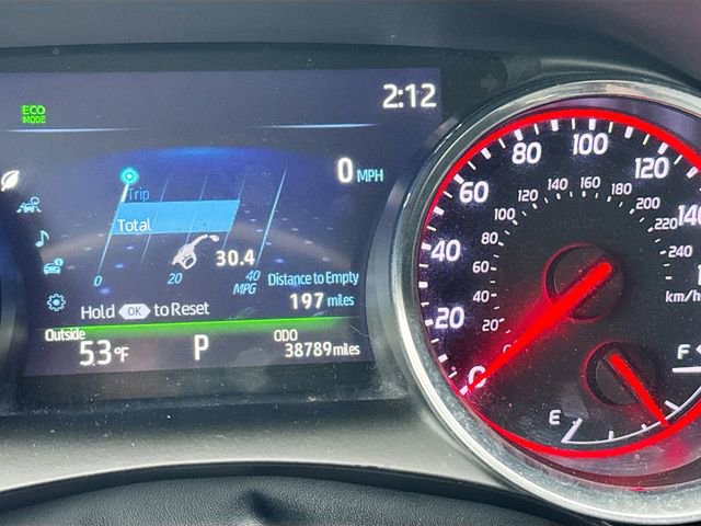 Used 2019 Toyota Camry XSE image 10