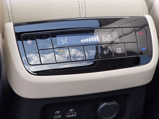 Used 2023 INFINITI QX60 Luxe w/ Performance Audio Package AWD/4WD image 14