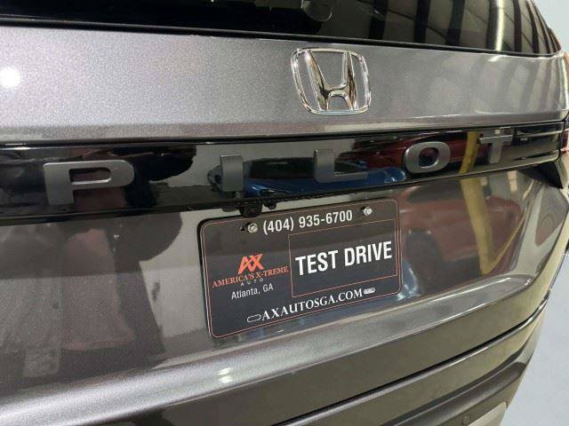 Used 2025 Honda Pilot EX-L image 19