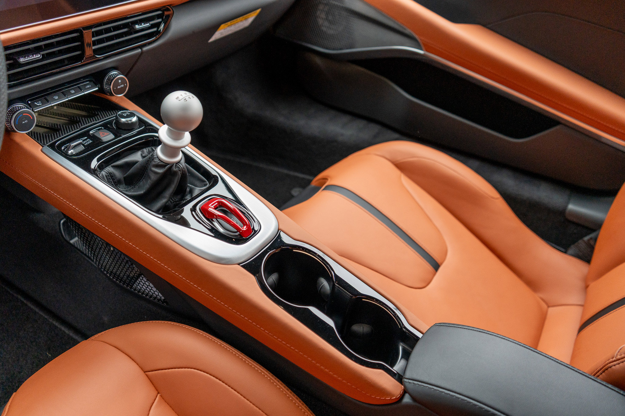 Used 2025 Lotus Emira image 27