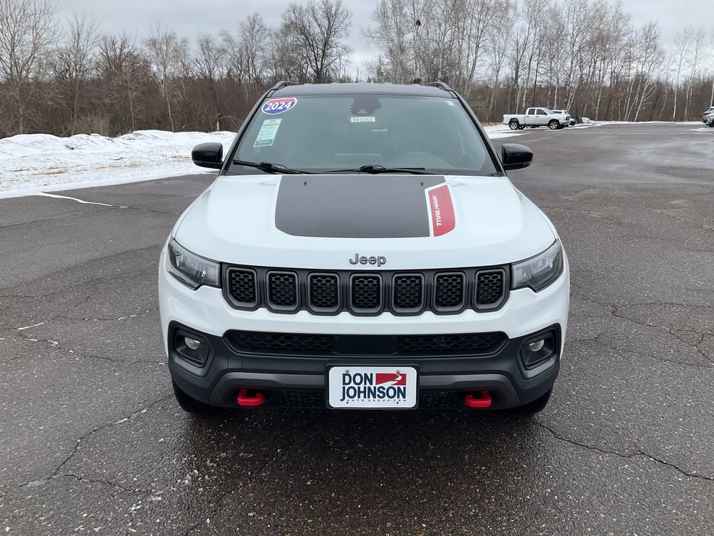 Used 2024 Jeep Compass Trailhawk AWD/4WD image 27