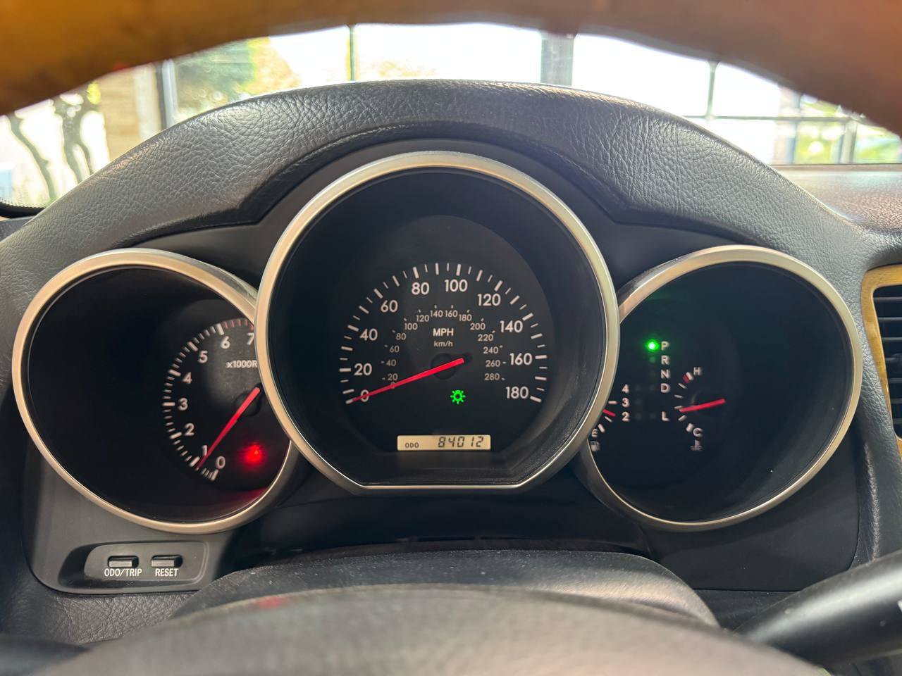 Used 2004 Lexus SC 430 Convertible RWD image 22