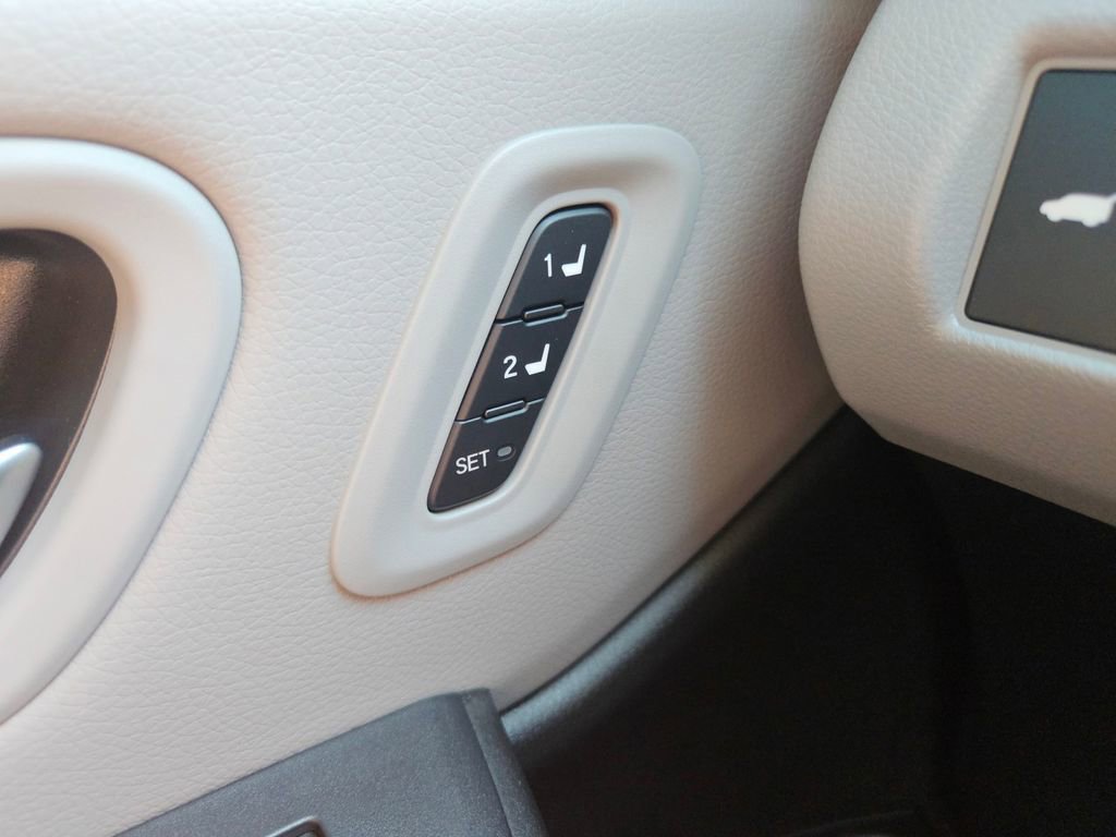 New 2025 Honda Pilot EX-L image 25