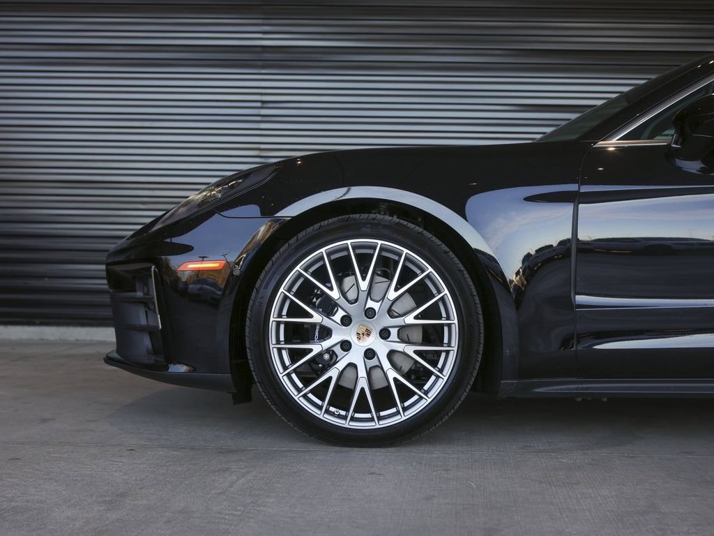 New 2026 Porsche Panamera 4 image 13