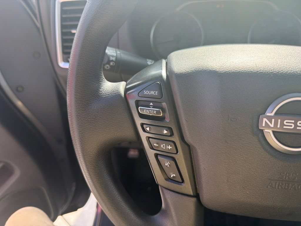 Used 2022 Nissan Frontier SV RWD image 19