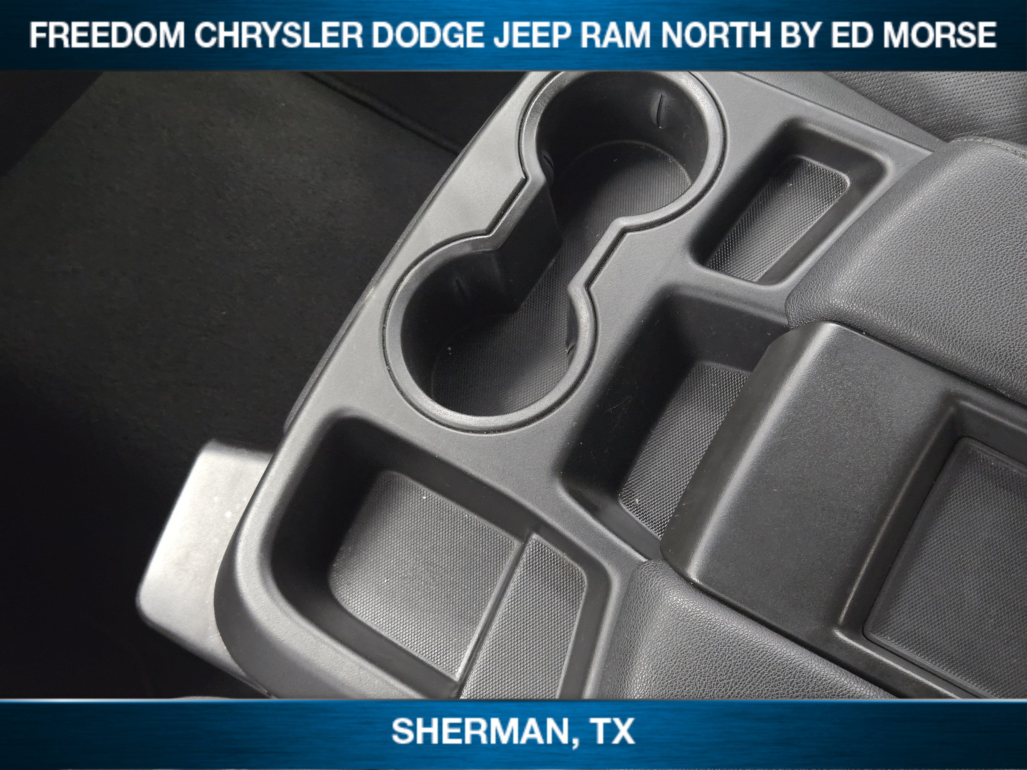 Used 2025 GMC Sierra 1500 SLT AWD/4WD image 14
