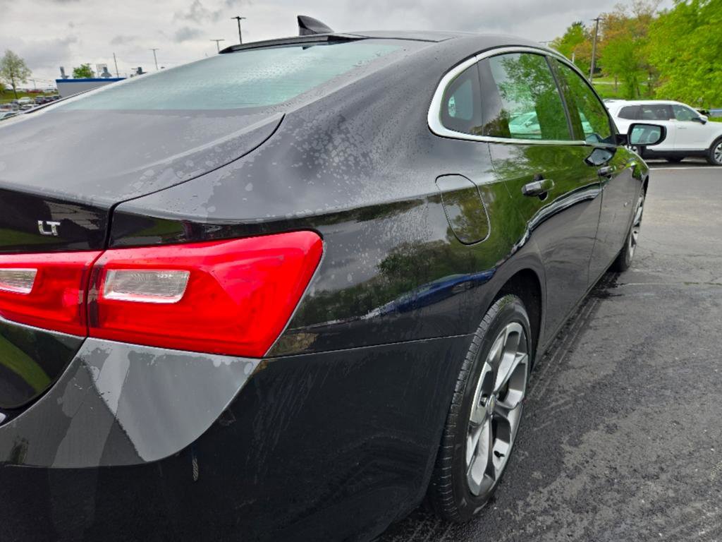 Used 2023 Chevrolet Malibu LT FWD image 29