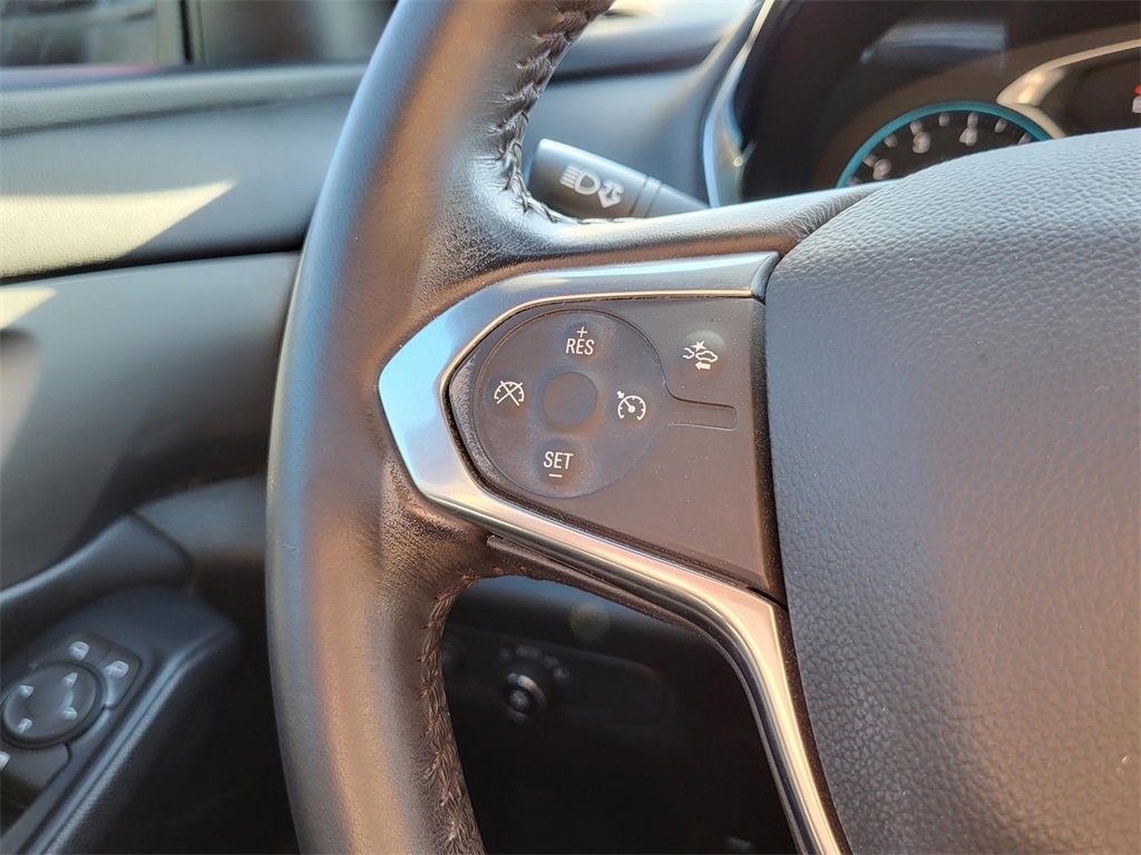 Used 2022 Chevrolet Traverse LT image 22