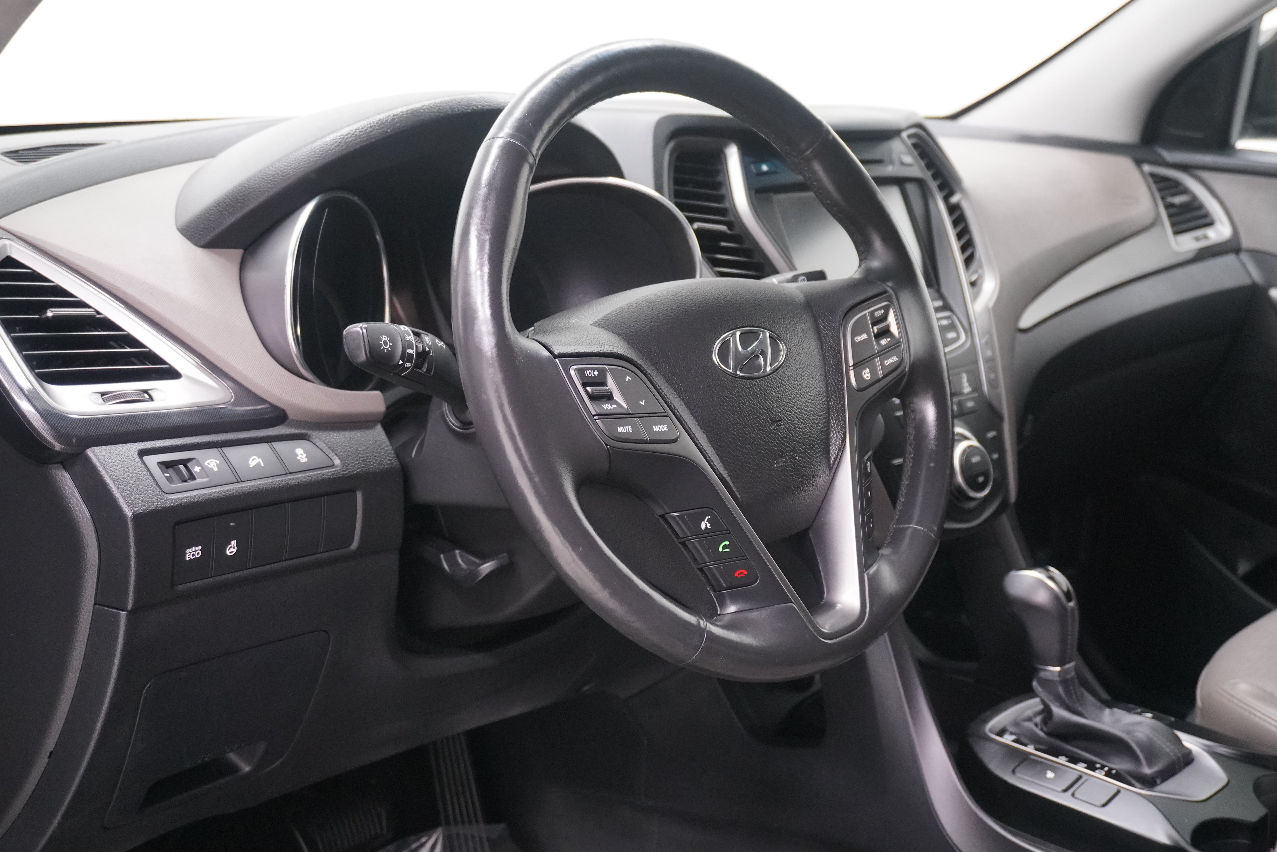 Used 2013 Hyundai Santa Fe Sport w/ Technology Pkg FWD image 10