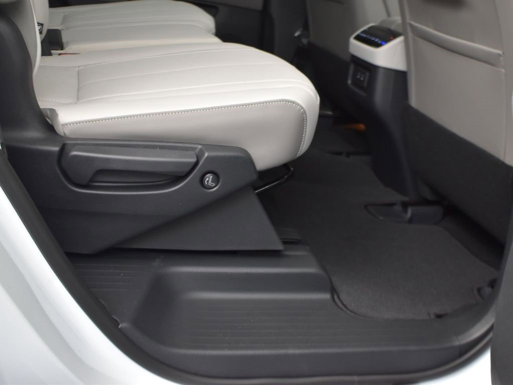 New 2026 INFINITI QX60 Luxe w/ Cargo Package image 22