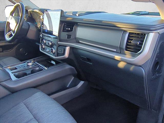 Used 2022 Ford Expedition XLT image 21