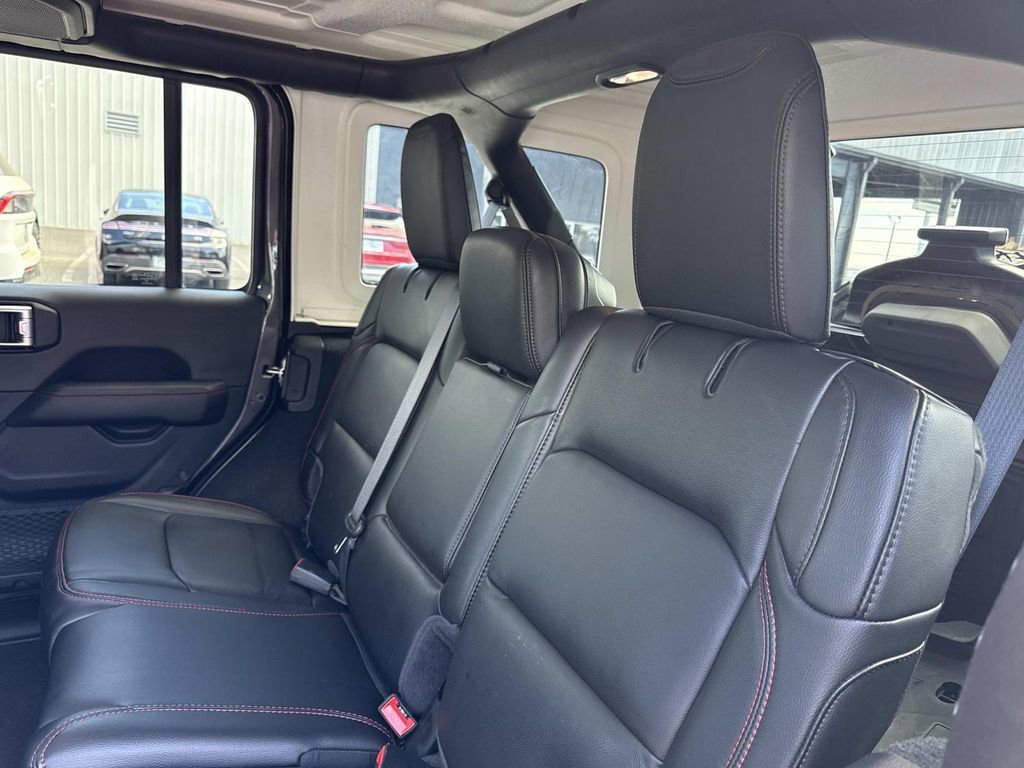 Used 2020 Jeep Wrangler Unlimited Rubicon AWD/4WD image 13