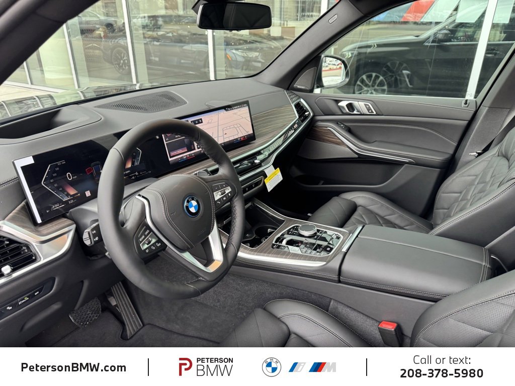 New 2026 BMW X5 xDrive50e image 16