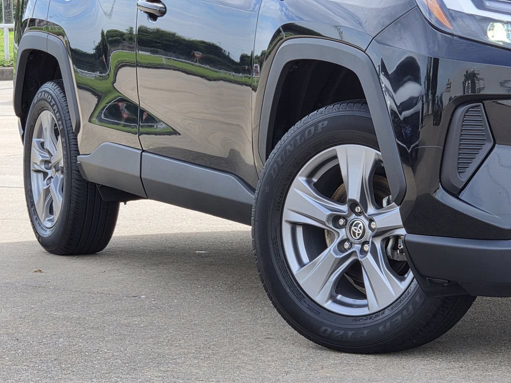Used 2025 Toyota RAV4 XLE w/ Weather Package FWD image 12