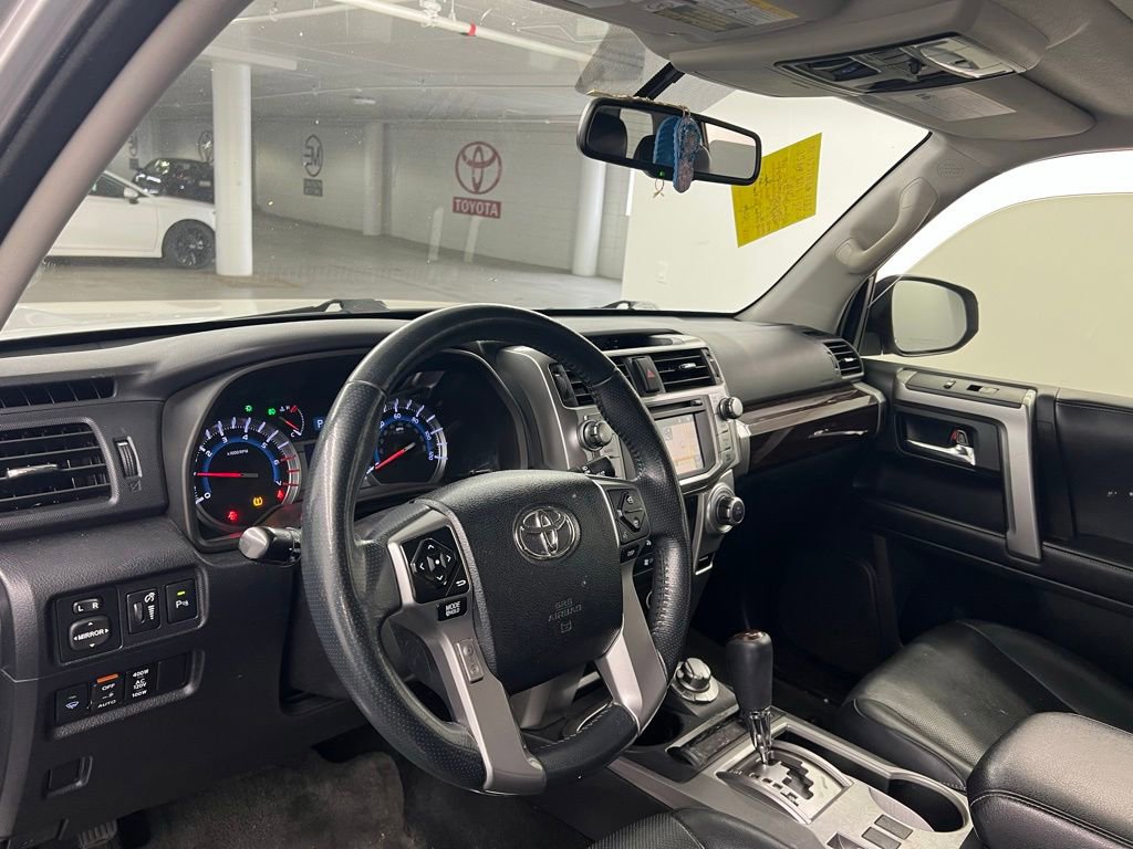 Used 2018 Toyota 4Runner Limited AWD/4WD image 9