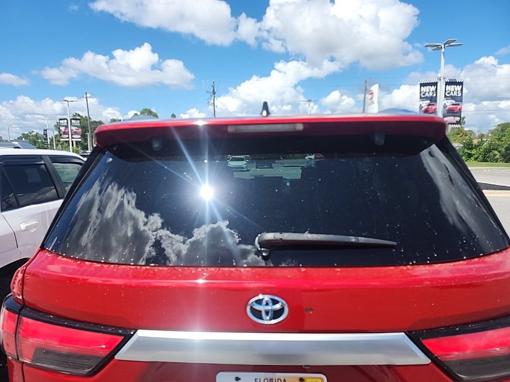 Used 2024 Toyota Sequoia Capstone AWD/4WD image 25