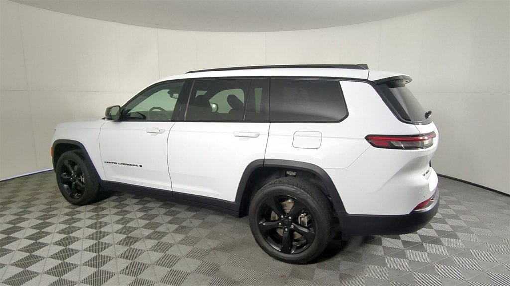 Certified 2023 Jeep Grand Cherokee L Laredo image 7