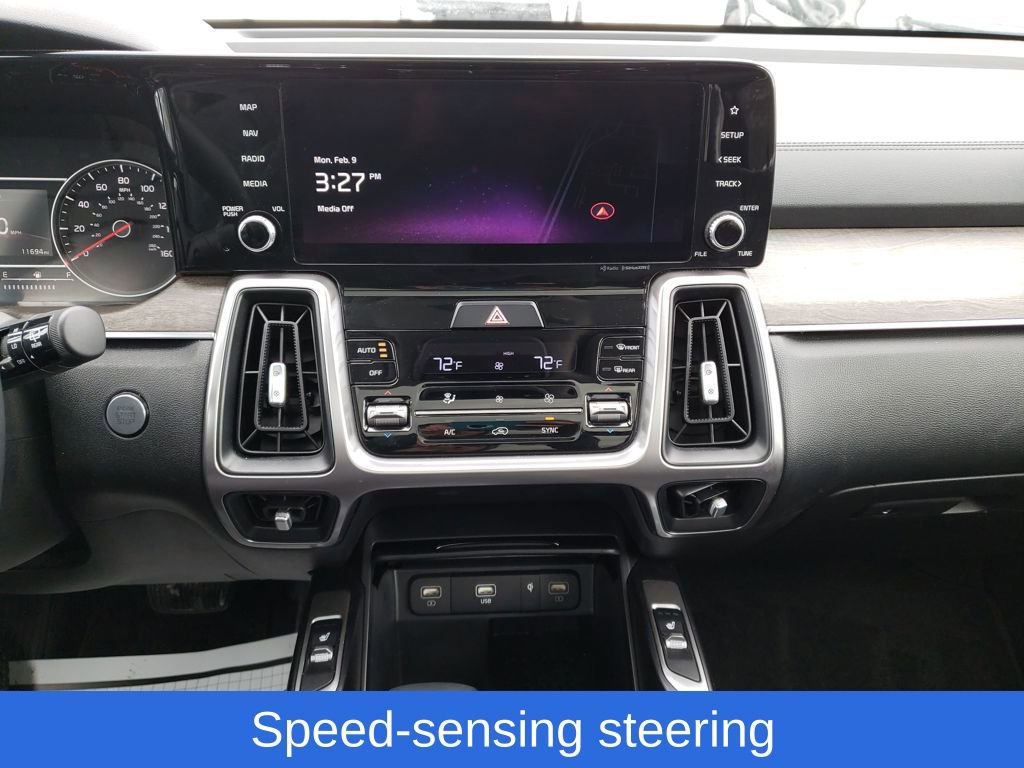 Used 2023 Kia Sorento S w/ Panoramic Sunroof Package image 21