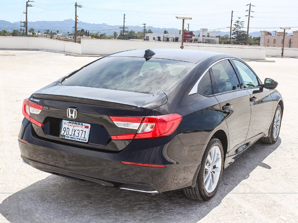 Certified 2022 Honda Accord LX image 6