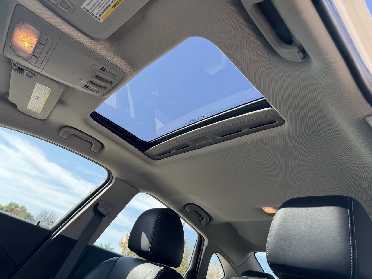 Used 2012 Buick Verano Leather FWD image 14