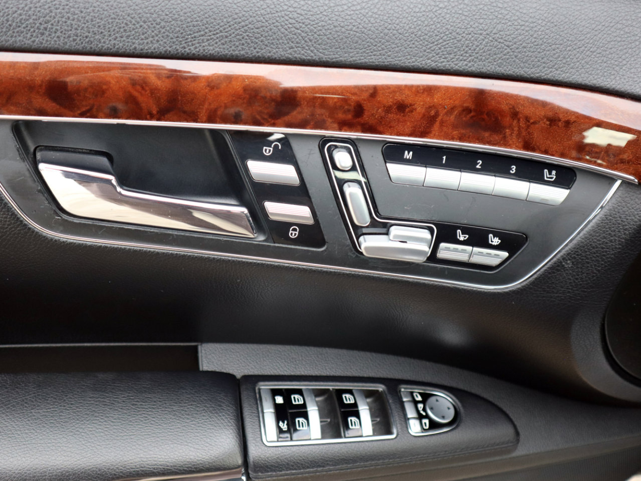 Used 2012 Mercedes-Benz S 550 image 8