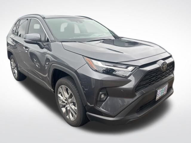 Used 2025 Toyota RAV4 XLE Premium image 1