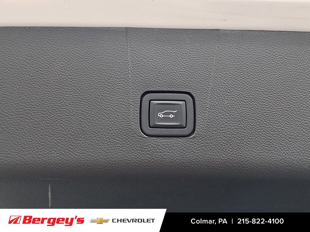 Certified 2023 Chevrolet Traverse LT w/ Midnight/Sport Edition image 32